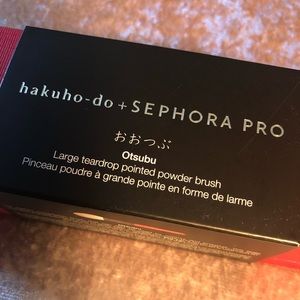 Hakuho-do + SEPHORA PRO Brush